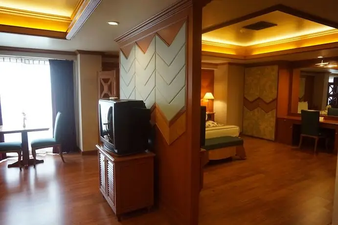 Ban Chiang Hotel 