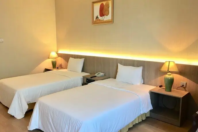 Saigon Quy Nhon Hotel 