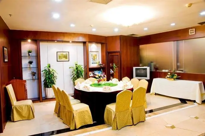 Li Zhou Holiday Hotel 