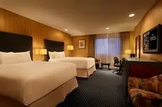 Executive Hotel Vancouver Airport 