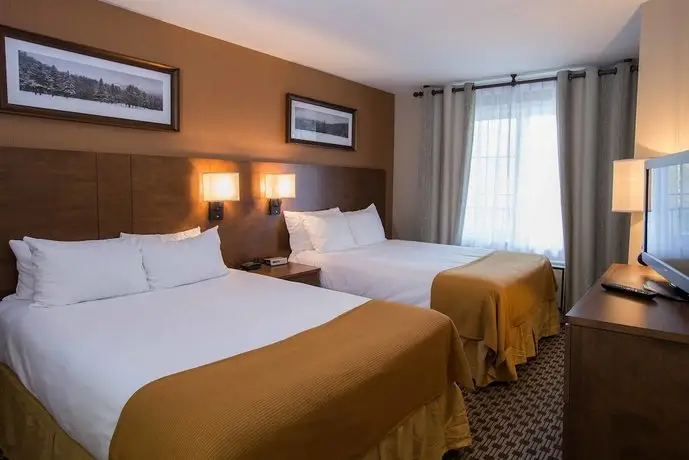 Holiday Inn Express & Suites Tremblant 