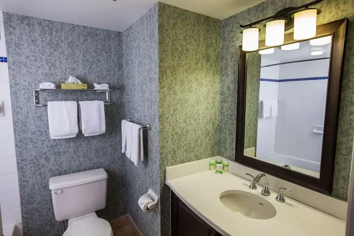 Holiday Inn Express & Suites Tremblant 