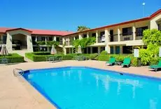 Quinta Dorada Hotel & Suites 