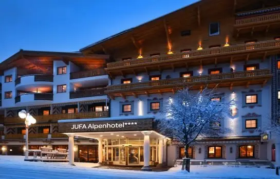 JUFA Alpenhotel Saalbach