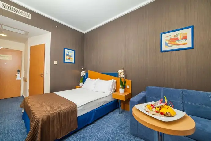 Best Western Efekt Express Krakow Hotel 