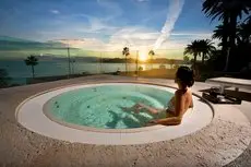 Radisson Blu 1835 Hotel & Thalasso Cannes 