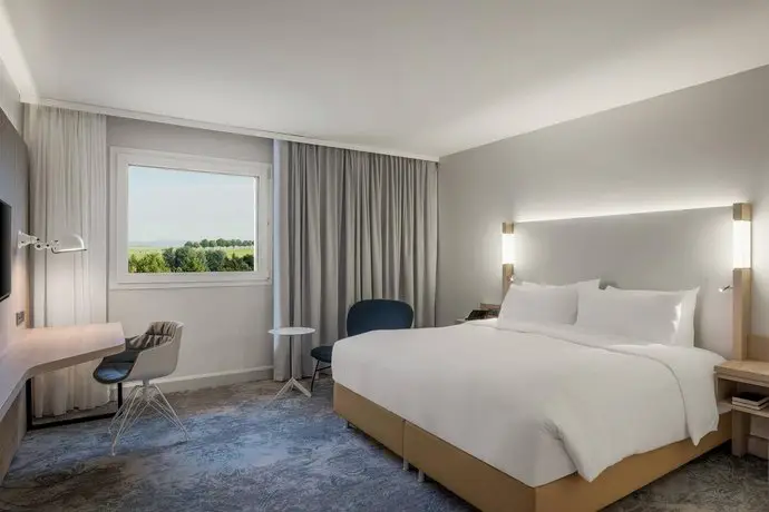 Courtyard by Marriott Paris Roissy Charles de Gaulle Airport 