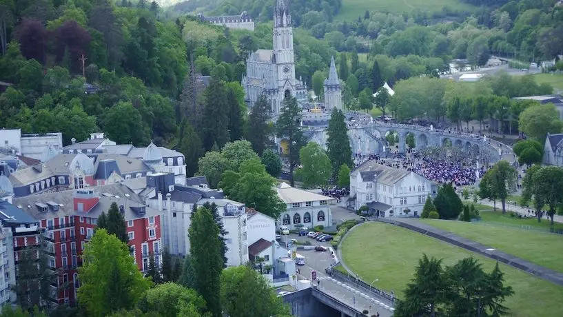 Hotel Saint Sauveur Lourdes