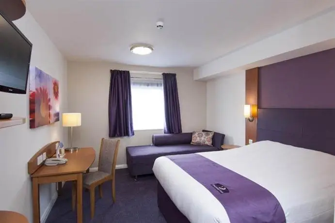 Premier Inn Coventry South A45 Hotel