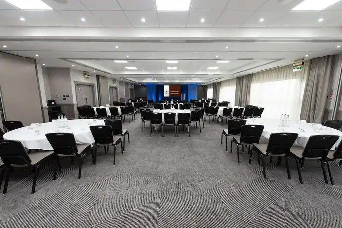 DoubleTree by Hilton Edinburgh Airport 