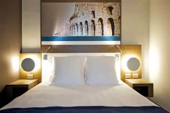 Mercure Rome Colosseum Centre