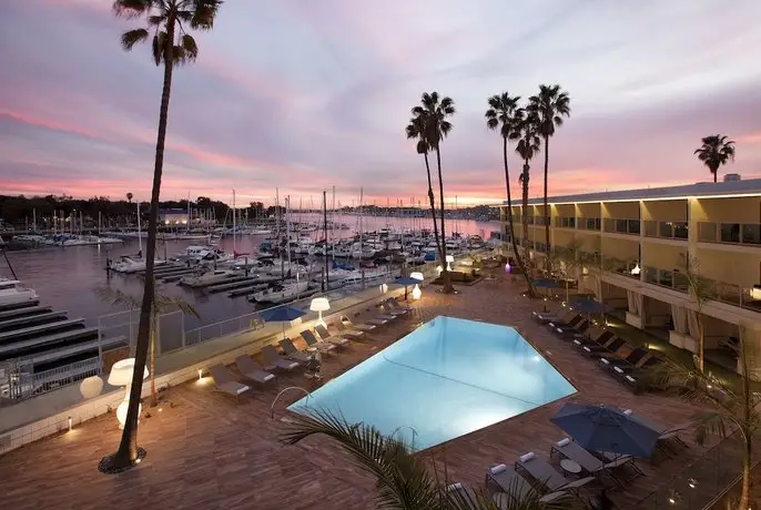 Marina del Rey Hotel 