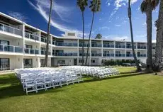 Marina del Rey Hotel 