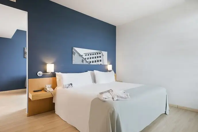 Tryp Barcelona Aeropuerto Hotel 