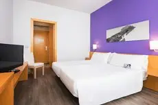 Tryp Barcelona Aeropuerto Hotel 