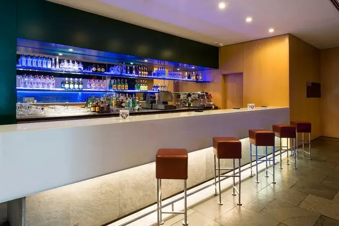 Tryp Barcelona Aeropuerto Hotel 