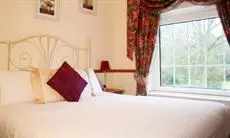 Waterhall Country House Gatwick 