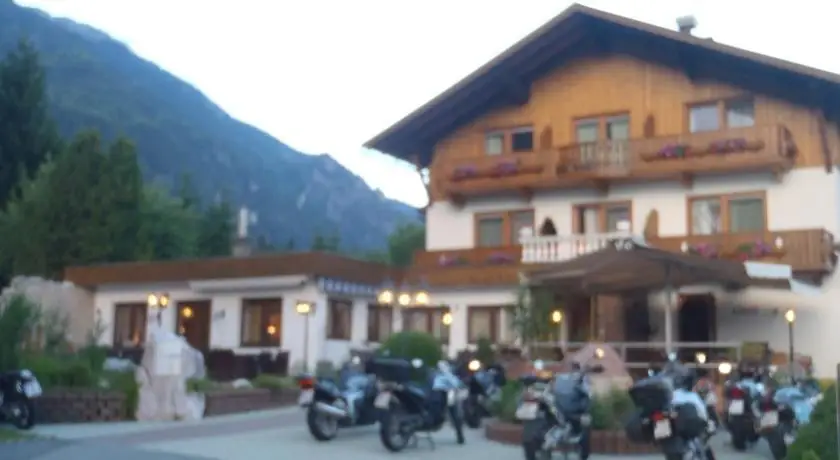 Hotel Karntnerhof & SeeBlick Appartements 