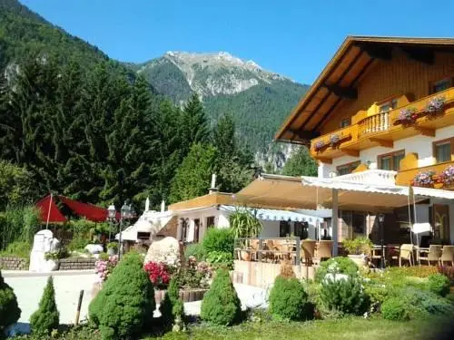 Hotel Karntnerhof & SeeBlick Appartements 