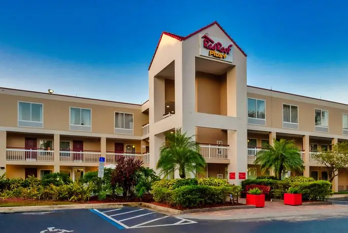 Red Roof Plus Orlando - Convention Center International Drive 