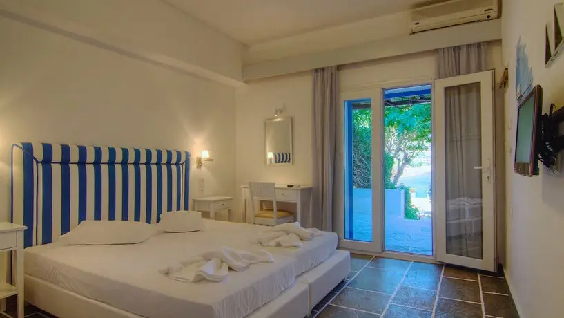 Alexandros Hotel Platys Gialos 