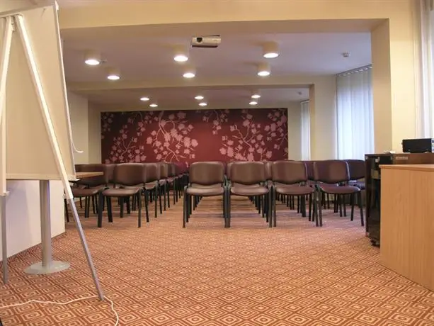 Adria Hotel Kiev 