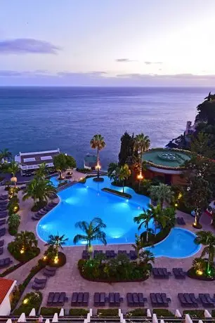 Pestana Carlton Madeira Ocean Resort Hotel 