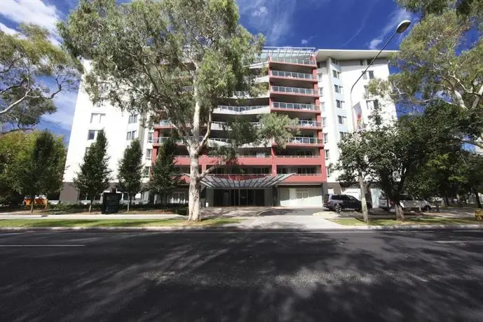 Pacific Suites Canberra 