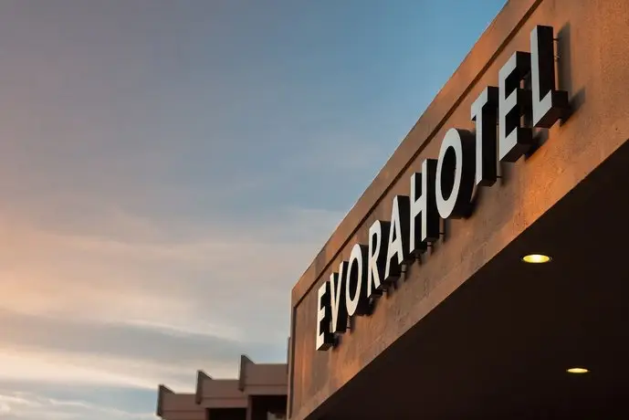 Evora Hotel 