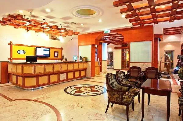 Safeer Hotel Suites 