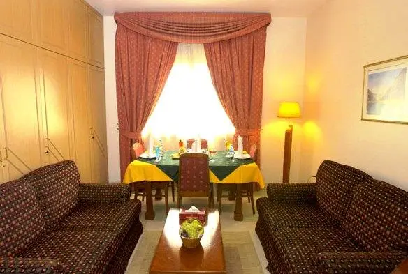 Safeer Hotel Suites 