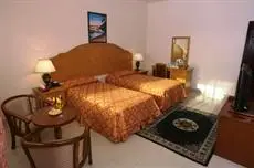 Safeer Hotel Suites 