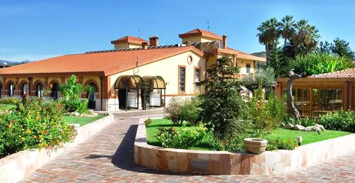 Parmenide Farm Holiday Estate Castelnuovo Cilento 