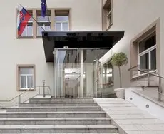 Mamaison Residence Sulekova Bratislava 