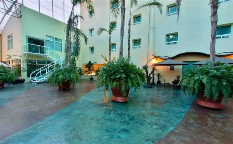 Hotel Plaza Poblana 