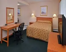 Econo Lodge Inn & Suites University 