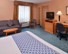 Econo Lodge Inn & Suites University 