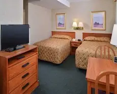 Econo Lodge Inn & Suites University 