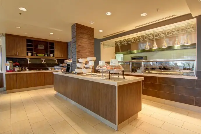 Hilton Garden Inn Calgary Airport 