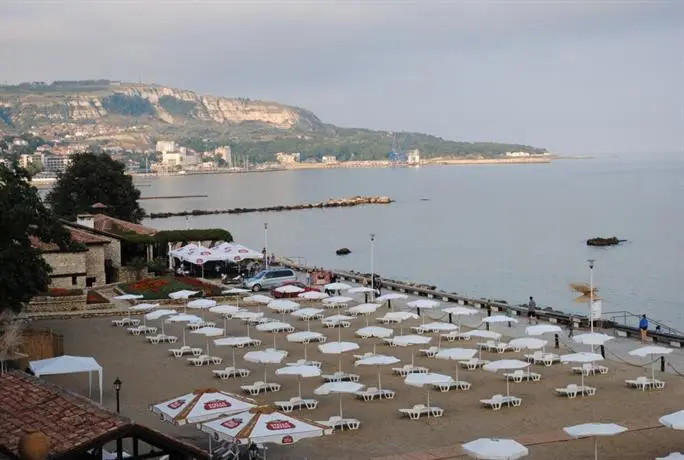 Paris Hotel Balchik 