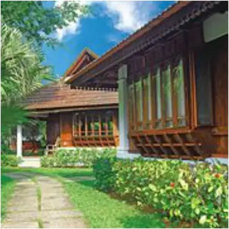 Kumarakom Lake Resort 