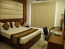 OYO 495 Hotel Chaupal 