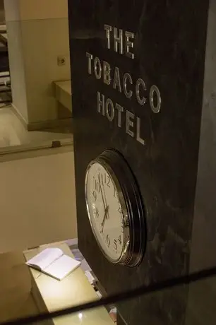 Davitel - Tobacco Hotel