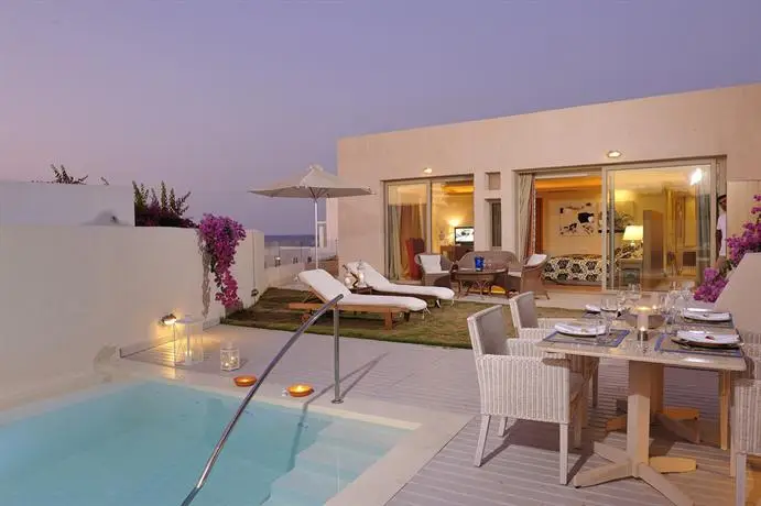 Knossos Beach Bungalows & Suites