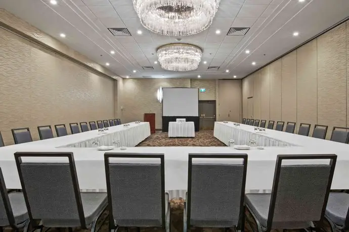 Best Western Premier Calgary Plaza Hotel & Conference Centre 