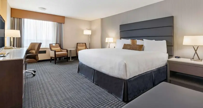 Best Western Premier Calgary Plaza Hotel & Conference Centre 