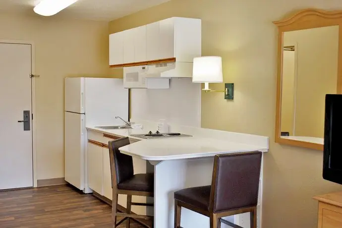 Extended Stay America - San Francisco - San Carlos 