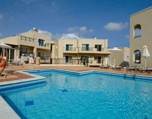 Rainbow Apartments Stalis 