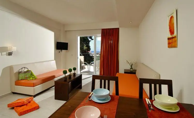 Rainbow Apartments Stalis 