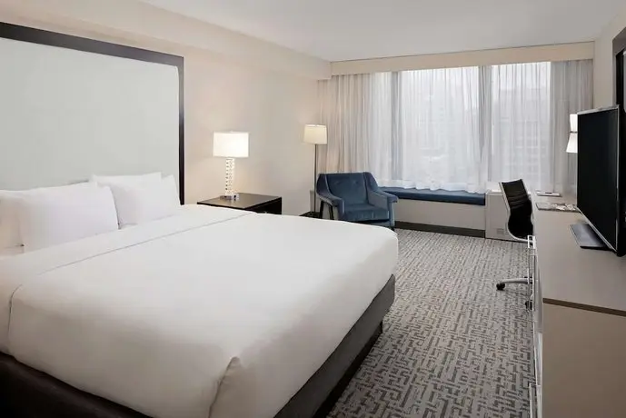 DoubleTree by Hilton Chicago Magnificent Mile 